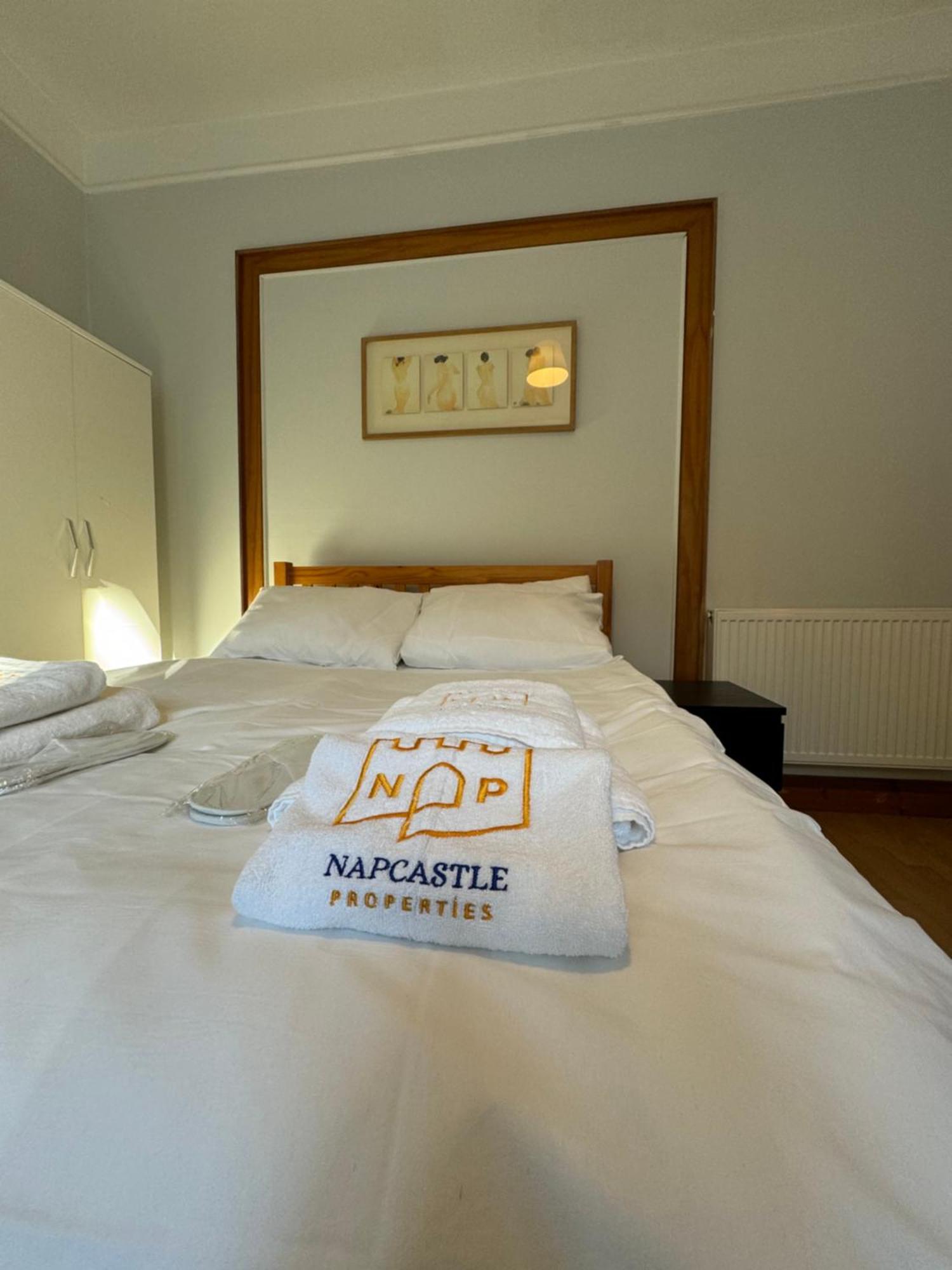 Napcastle Archway Hotel London Kültér fotó